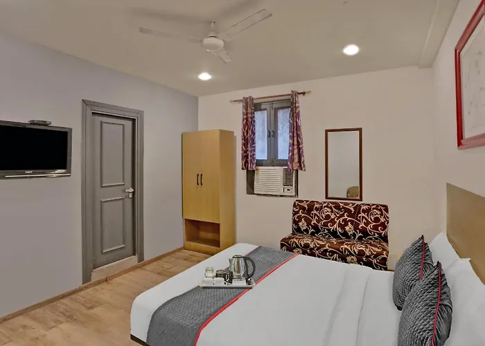 Townhouse Jp Grand Near Mayapuri Chowk New Delhi